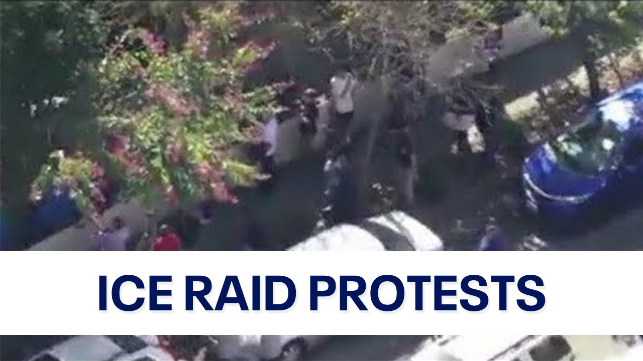 Protesters work to disrupt ICE raid | West Coast Wrap
