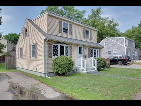 156 Green Street Woburn, MA 01801 The Ternullo Team at Leading Edge Real Estate