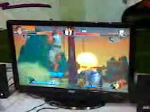 John Salinas (RY) vs Kilo (RF) Freax Games 2009 Street Fighter 4 grand finals part1