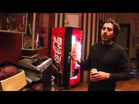 Studio Tour @ Sonic Pump Studios, Helsinki (Subtitulado al español)