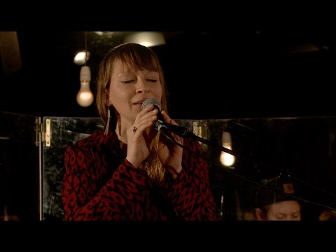LINGBY and their superfabulous bigbandchoir 180 - Tired Eyes (live)