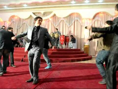 Big, fat Afghan weddings face govt ban