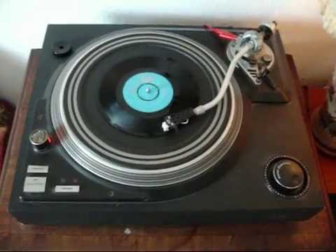 10cc - The Wall Street Shuffle    No.10    2nd Week June 1974 UK