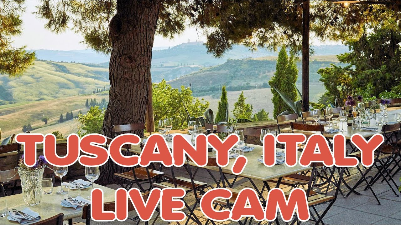 Live webcam view of Podere Il Casale Vineyard, Pienza