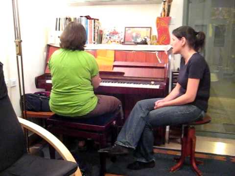 קצר פה כל כך האביב - לחן חדש