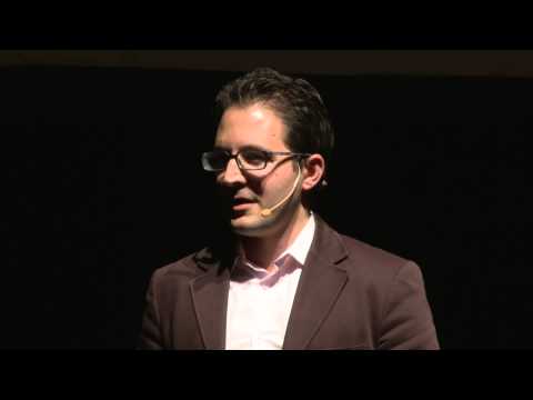 The potential of naivete | Ionuţ Soleanicov | TEDxEroilor