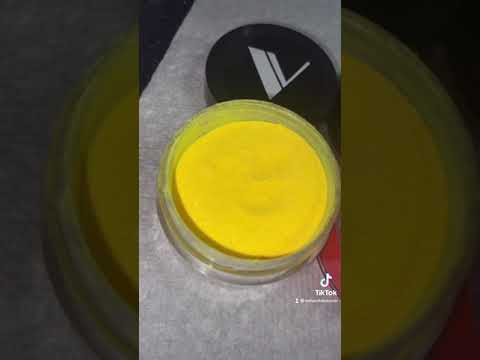 TESTING OUT VALENTINO PIGMENT POWERS✨🌈