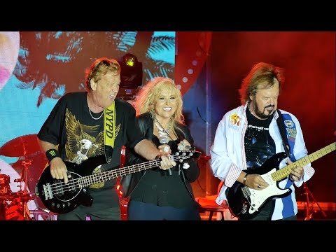 download lagu mp3 mp4 Neoton Familia Koncert, download lagu Neoton Familia Koncert gratis, unduh video klip Neoton Familia Koncert