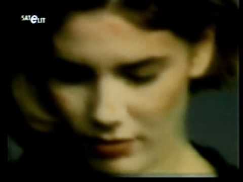 Video thumbnail for Közeli Helyeken