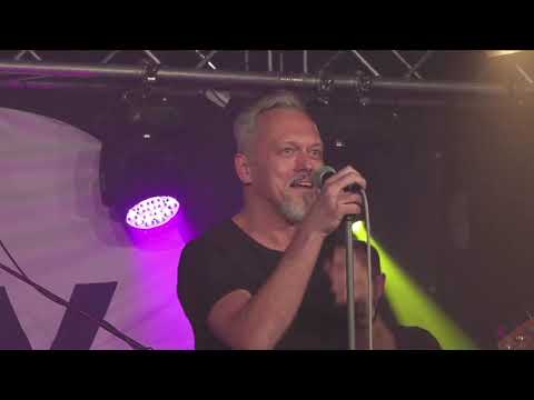 Viktor Dyk & WAW Live Stream - Music Club Slavia