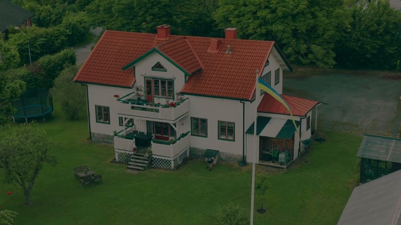 9 rum Villa på Mellangårdsvägen 1 Rävlanda Härryda kommun - video