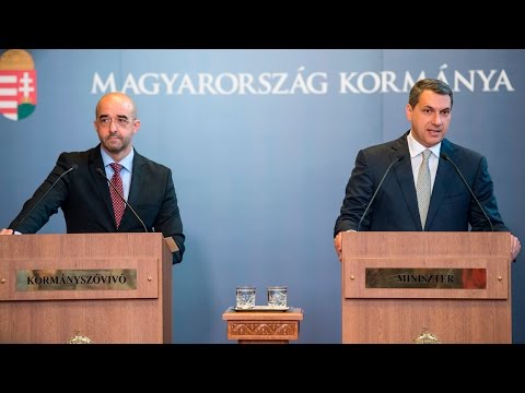 Lázár János Miniszterelnökséget vezető miniszter csütörtöki budapesti sajtótájékoztatóján