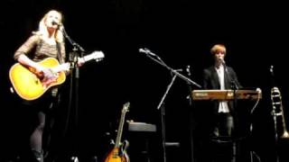 Tina Dickow - glow, Live in CPH