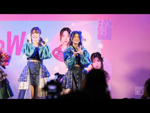 200830 BNK48 Kate - Koisuru Fortune Cookie @ Road Show Pattaya [Fancam 4K60p]