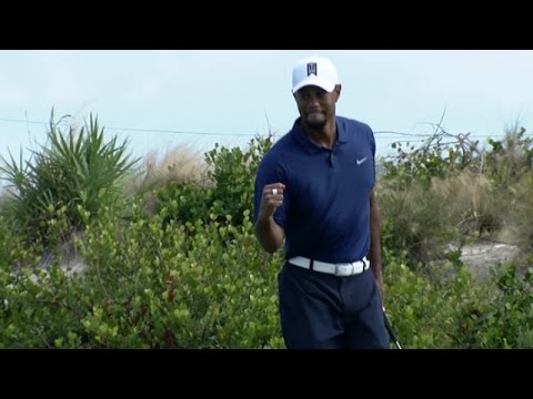 Click to View : Tiger Woods sauve un énorme PAR !