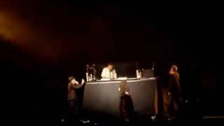 Beastie Boys - Three MCS and one DJ (corte)