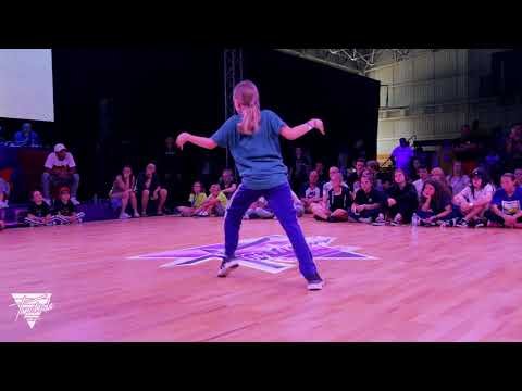 Półfinał Hip Hop 12-16 - Julka vs Mila || Tancbuda Challenge 2018