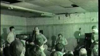 Promise Ring playing "Watertown Plank" the Fireside Bowl in Chicago 10/2/98