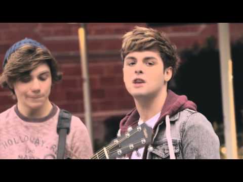 Union J Perform Pompeii by Beastille
