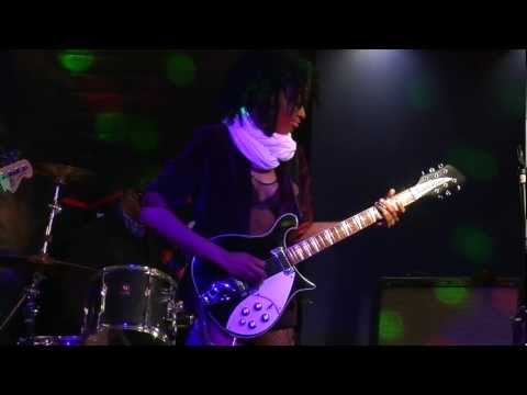 mikO Tolliver & KiTTiE PeRM Live - May 22, 2010