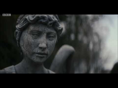 Weeping Angel kills Peggys guardians! - Doctor Who - Village of the Angels (13x4)