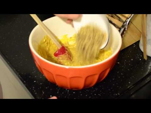 How to Make Pumpkin Oat Muffins