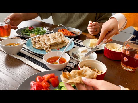 Easy Iranian Breakfast | Sangak Bread, Iranian omelette and Persian Tea βοΈ