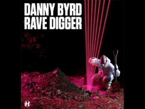 Danny Byrd   Wait For Me ft  Zarif