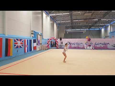 Ема Младенова без уред- Лондон, 2018