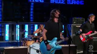 Foo Fighters - Bridge Burning (The Daily Show 2011)