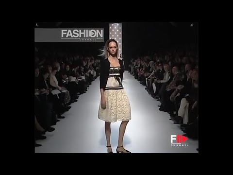 Alberta Ferretti fall-winter 2005-2006 OFFICIAL AND ORIGINAL VIDEO
