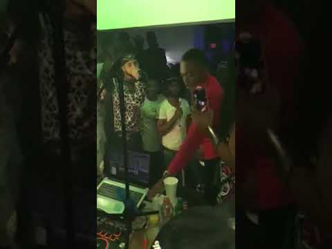 Evis Jordan VS Doble Caco  #BatallaFreestyle #LaParadaSabanera #AsiliumBar