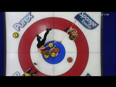 #stoh2022 MacDonald (NU) trips onto stones in the 4-foot, McCarville (NO) steals 3 points