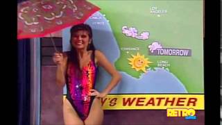 kelly kapowski sexy weather girl