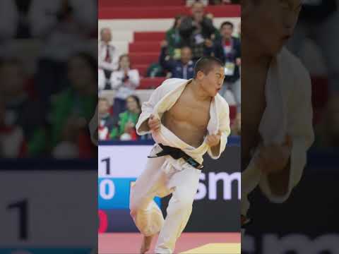 Jonathan Yang is the hero! 🇺🇸🥇 USA’s first ever Cadet World Champion!