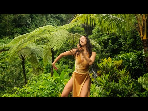 “Travel Inside” by Pao Pamaki - Dancer Mana Mei