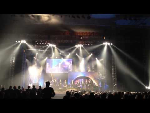 Klapa Intrade Kolajna od zlata LUCE_ Full_HD_1920x1080