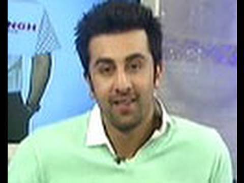 Ranbir sells Rocket Singh in 60 seconds