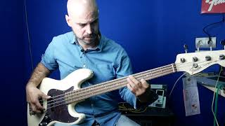 Video thumbnail for Fender 60 Anniversary Road Worn Jazz Bass. Disappointment of the year! by Bass Advisor