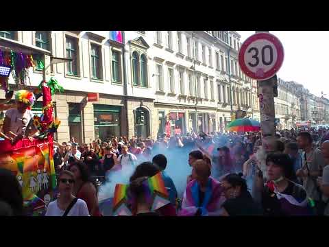 CSD Dresden 2021 – Parade (8/8)