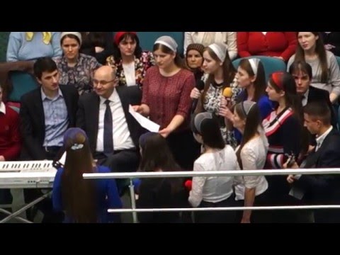 În sulul cărţii - Tineri din Corjeuti