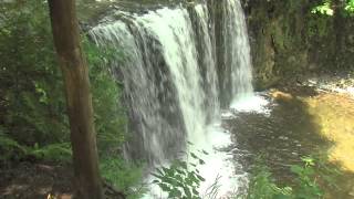 preview picture of video 'Great Getaways: Hoggs Falls - Grey County, ON'