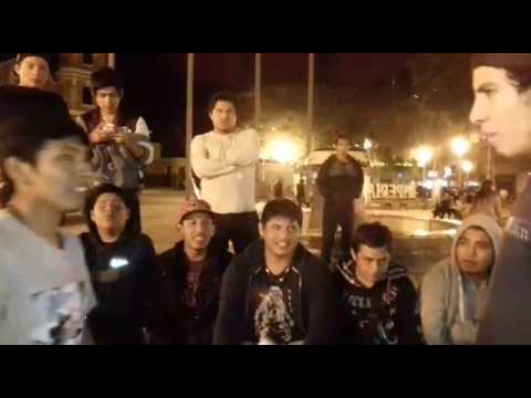 "GIN" vs "DEZO" - Batalla de Gallos: Cañete