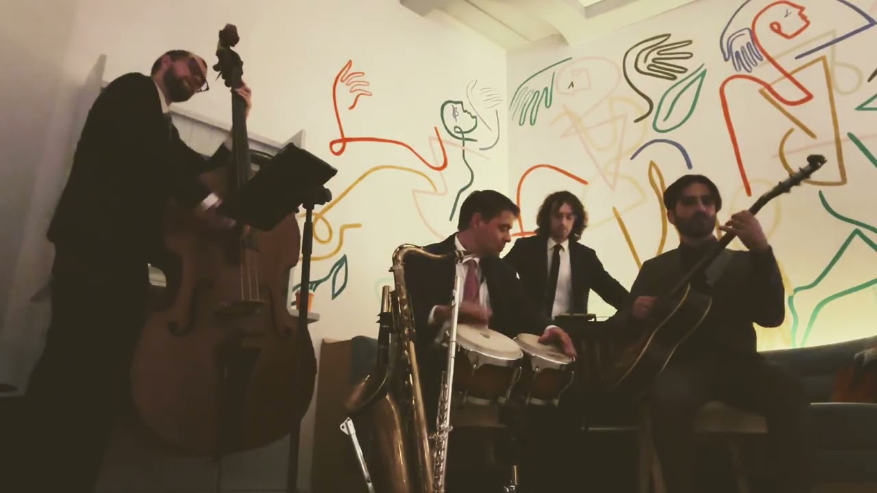 Promotional video thumbnail 3 for La Maro Swing