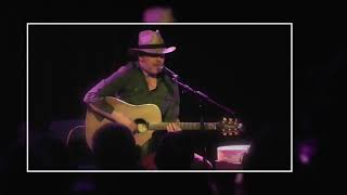 Luke Haines vs Noel Gallagher (part 1)