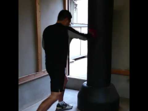 スタンディングバッグ  パンチ  練習 ２