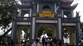 preview picture of video 'Phủ Tây Hồ,Tay Ho Pagoda, Hanoi - Vietnam Travel'