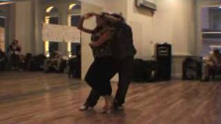 Gustavo Rosas y Gisela Natoli.Tango.Clases en Bs As.