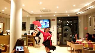 Chitarrista/cantante classico/flamenco/pop. La magia della chitarra
