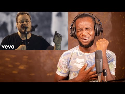 Music Lover Reaction  to Sin Bandera - Entra En Mi Vida (Primera Fila Acústico)